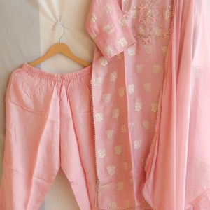 Alternative view of Aafiyah Festive Special Suit Set