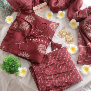Rukhsaari Festive Special Suit Set