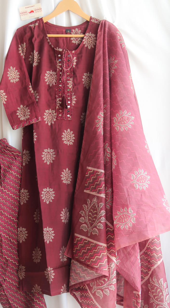 Rukhsaari Festive Special Suit Set - Image 2