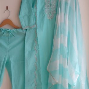 Alternative view of Aasmani Turquoise Infusion Suit Set