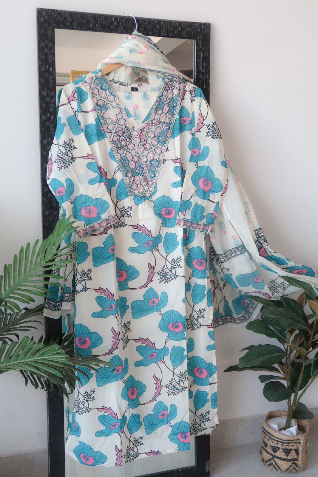 Moonlit Blossom Ensemble Suit Set - Launch 16 - Image 2