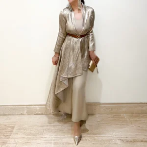 Alternative view of Chandni Set